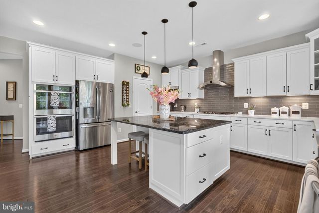 24696 CRESTED BUTTE CT, Aldie, VA 20105