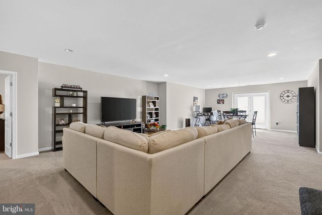 24696 CRESTED BUTTE CT, Aldie, VA 20105