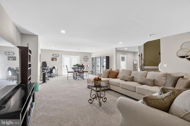 24696 CRESTED BUTTE CT, Aldie, VA 20105