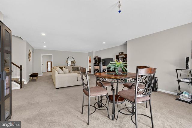 24696 CRESTED BUTTE CT, Aldie, VA 20105