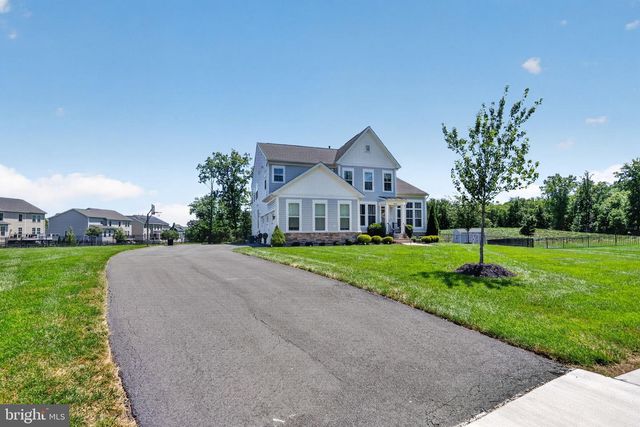 24696 CRESTED BUTTE CT, Aldie, VA 20105
