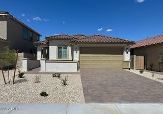 9016 W SAN JUAN Avenue, Glendale, AZ 85305