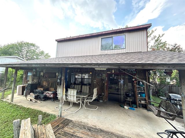 2306 Newbury Drive, Arlington, TX 76014
