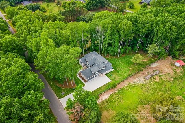 641 Cottonfield Circle, Waxhaw, NC 28173