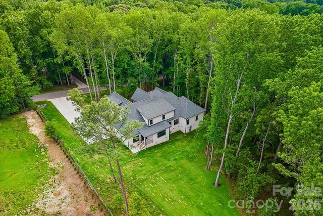 641 Cottonfield Circle, Waxhaw, NC 28173