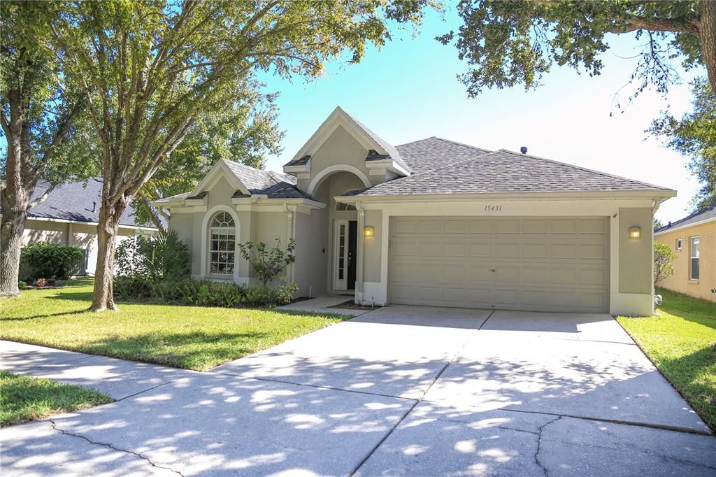 Image 27 of property listing at 15431 LAKE BELLA VISTA DRIVE, Tampa, FL 33625