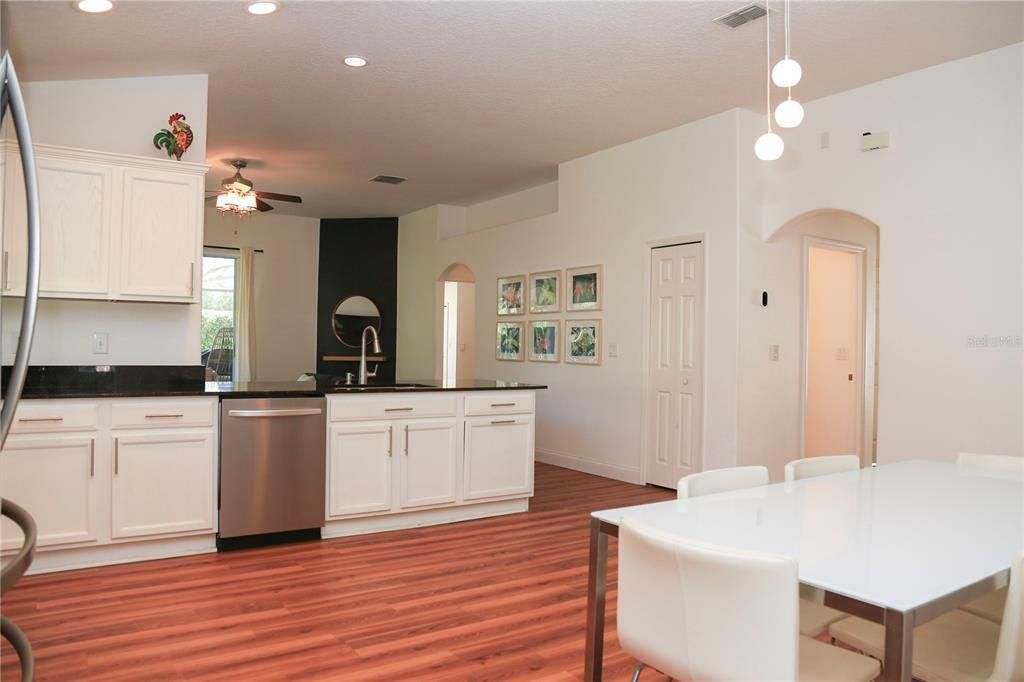 Image 5 of property listing at 15431 LAKE BELLA VISTA DRIVE, Tampa, FL 33625
