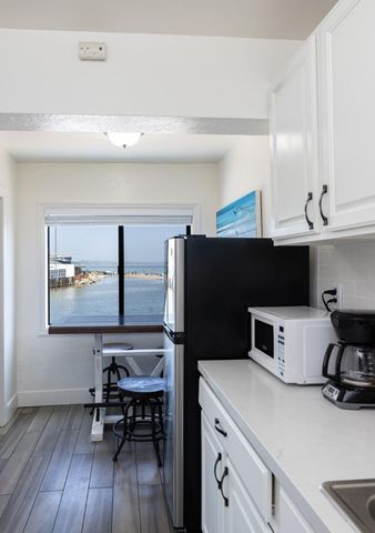 1500 Wharf Road, Capitola, CA 95010