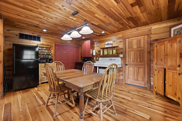 249 Diamond Lane, Wallingford, KY 41093