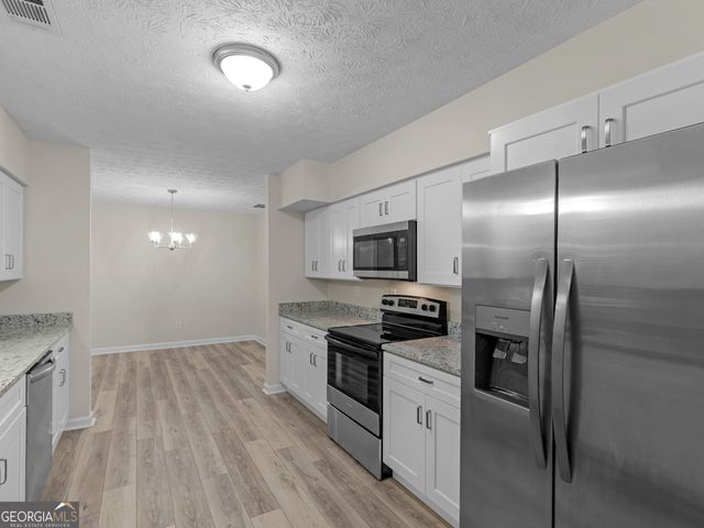 100 Kim Trail, Stockbridge, GA 30281