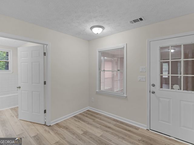 100 Kim Trail, Stockbridge, GA 30281
