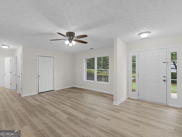 100 Kim Trail, Stockbridge, GA 30281