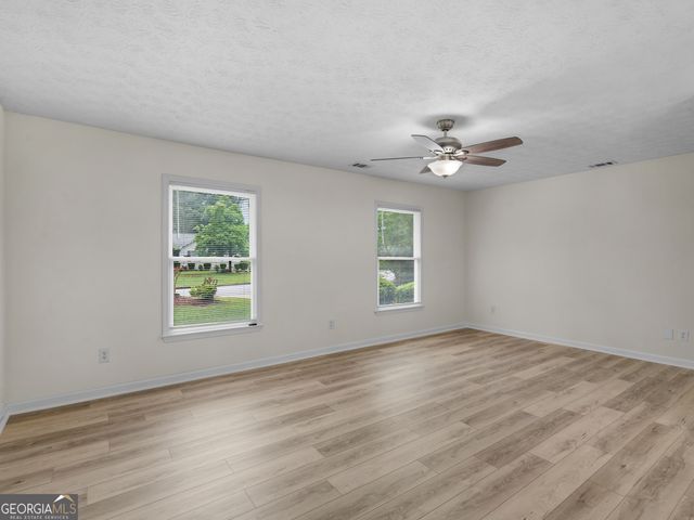 100 Kim Trail, Stockbridge, GA 30281
