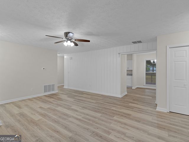 100 Kim Trail, Stockbridge, GA 30281