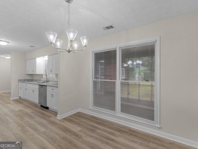 100 Kim Trail, Stockbridge, GA 30281