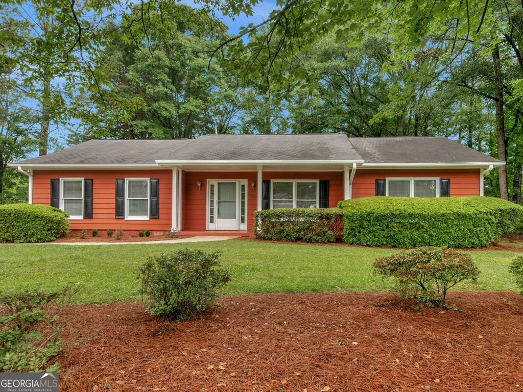 100 Kim Trail, Stockbridge, GA 30281