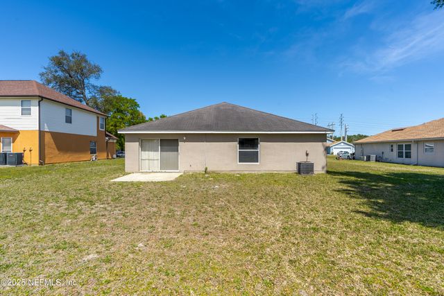 694 CHERRY BARK Drive N, Jacksonville, FL 32218