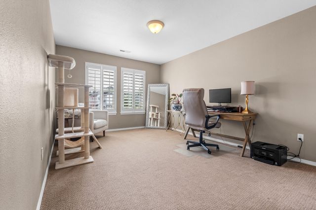 19548 Salmonberry Court, Bend, OR 97702