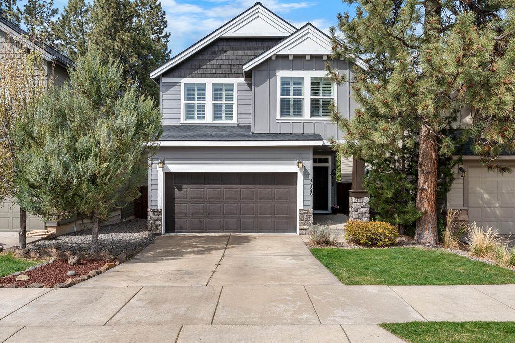 19548 Salmonberry Court, Bend, OR 97702