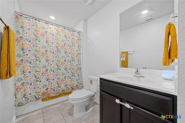133 Hammond Court, Jarrell, TX 76537