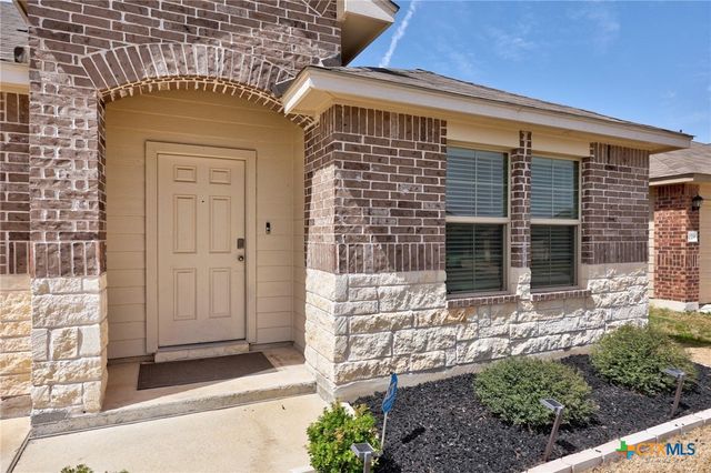 133 Hammond Court, Jarrell, TX 76537