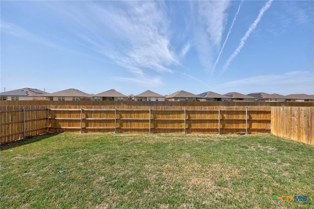 133 Hammond Court, Jarrell, TX 76537