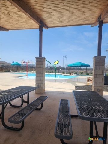 133 Hammond Court, Jarrell, TX 76537