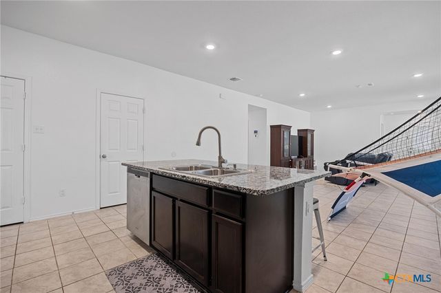 133 Hammond Court, Jarrell, TX 76537