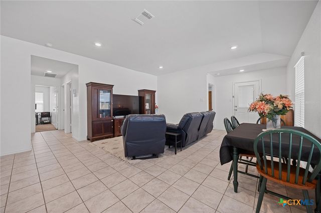 133 Hammond Court, Jarrell, TX 76537