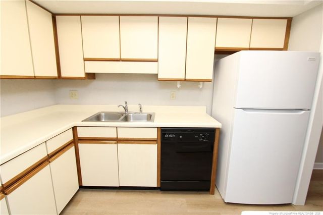 118 Manhattan Court, Cary, NC 27511