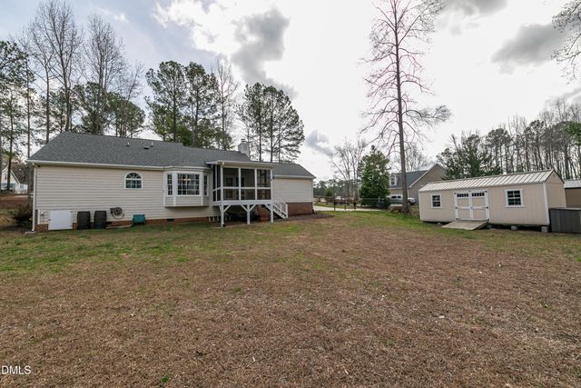1012 Sawyer Creek Drive, Zebulon, NC 27597