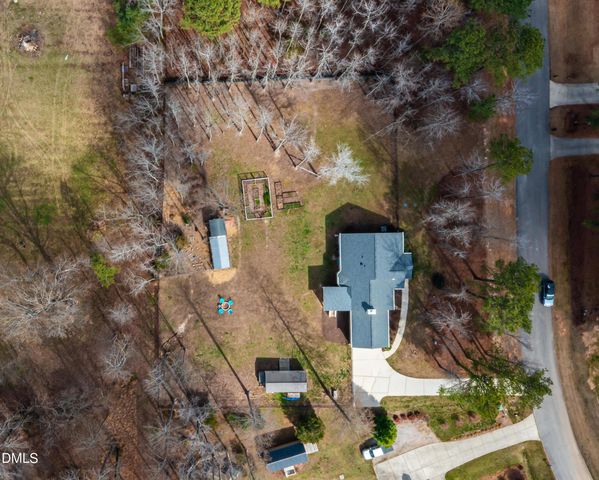 1012 Sawyer Creek Drive, Zebulon, NC 27597