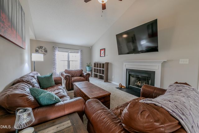 1012 Sawyer Creek Drive, Zebulon, NC 27597