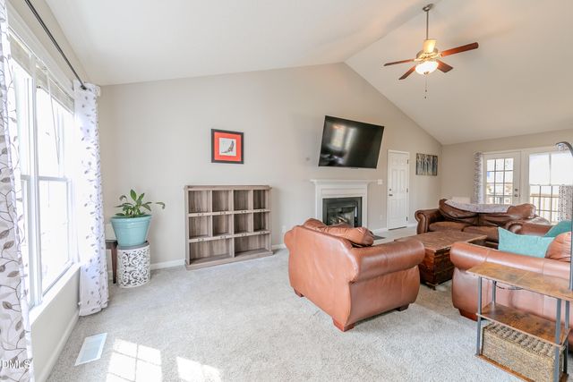 1012 Sawyer Creek Drive, Zebulon, NC 27597