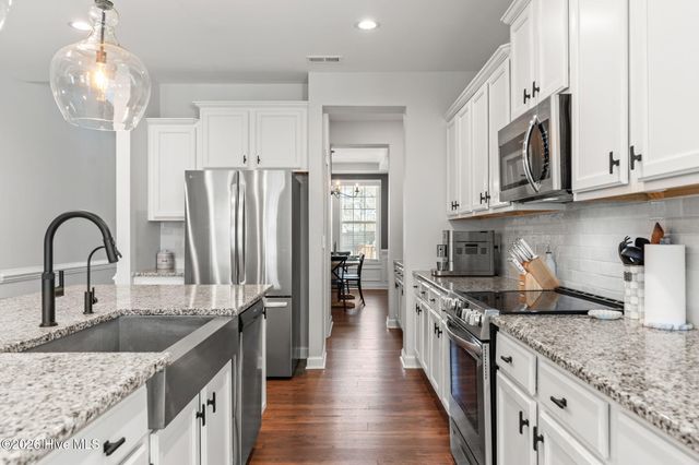 63 Thrush Trail, Hampstead, NC 28443