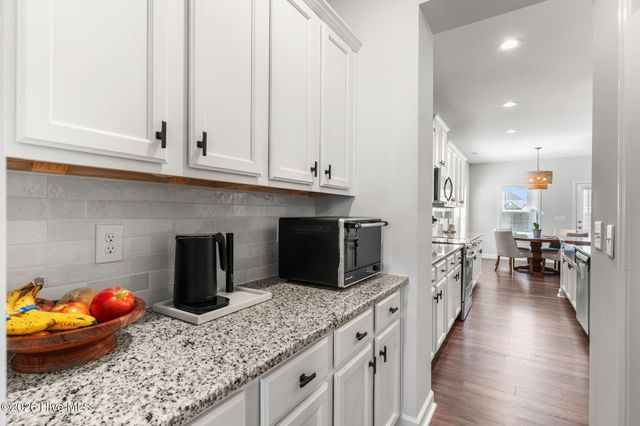 63 Thrush Trail, Hampstead, NC 28443