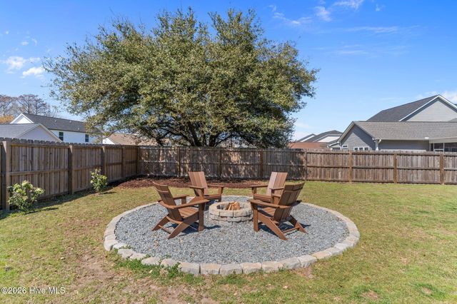 63 Thrush Trail, Hampstead, NC 28443