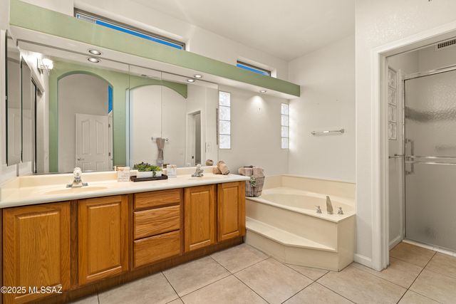 65781 E Rose Crest Drive, Saddlebrooke, AZ 85739