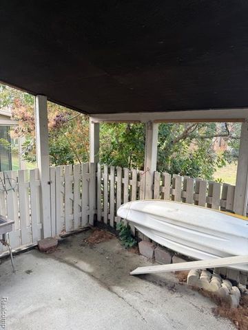 25325 Potomac Drive 3, South Lyon, MI 48178