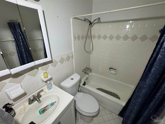 7805 Herrington Dr, Pensacola, FL 32534