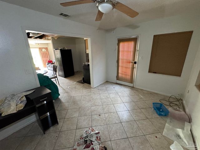 7805 Herrington Dr, Pensacola, FL 32534