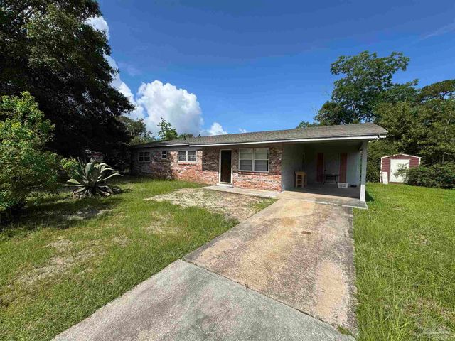7805 Herrington Dr, Pensacola, FL 32534