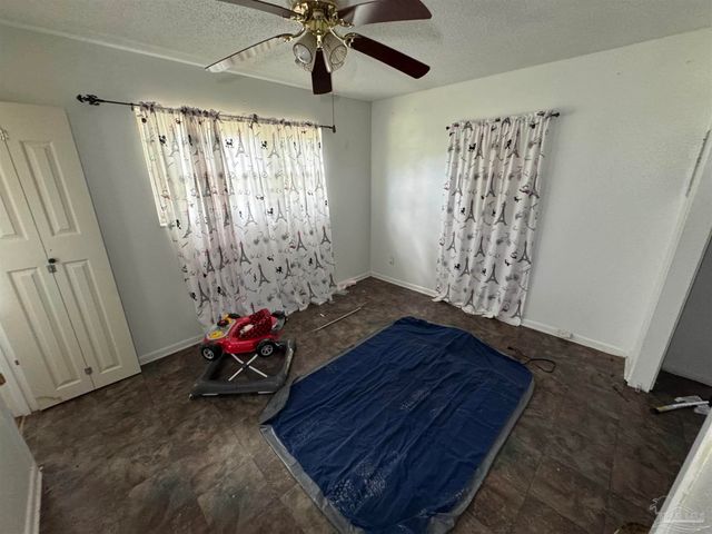 7805 Herrington Dr, Pensacola, FL 32534