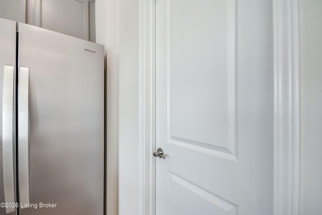 16909 Aiken Ridge Cir, Louisville, KY 40245