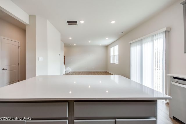 16909 Aiken Ridge Cir, Louisville, KY 40245