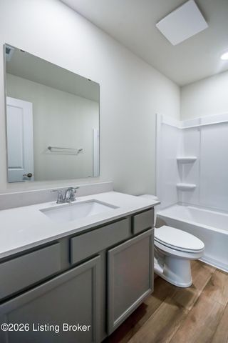 16909 Aiken Ridge Cir, Louisville, KY 40245