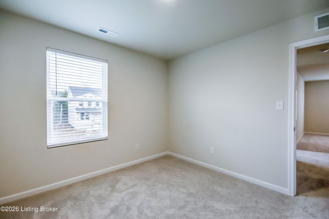 16909 Aiken Ridge Cir, Louisville, KY 40245