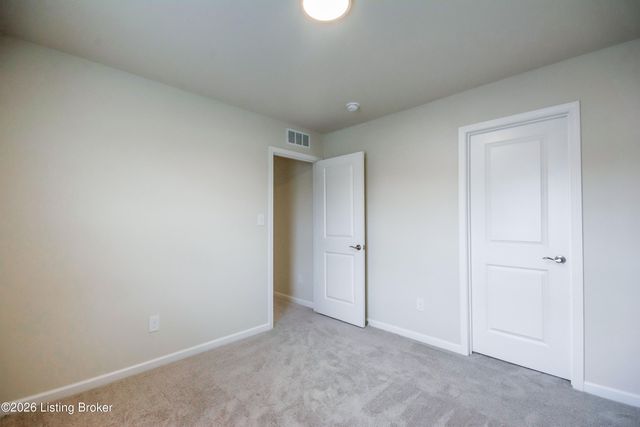 16909 Aiken Ridge Cir, Louisville, KY 40245