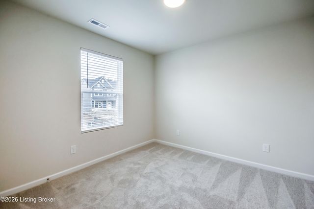 16909 Aiken Ridge Cir, Louisville, KY 40245