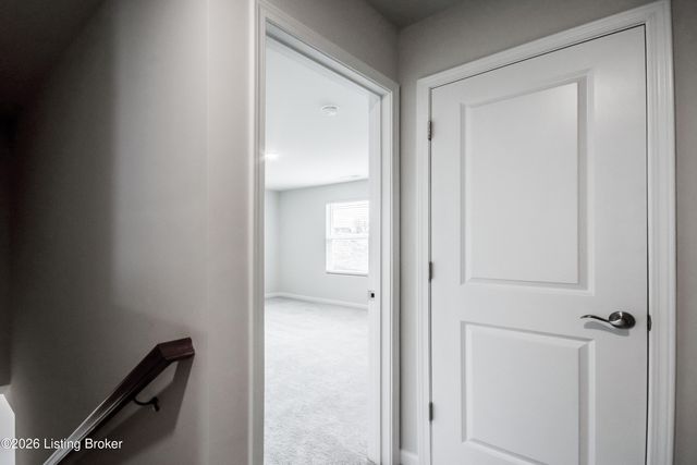 16909 Aiken Ridge Cir, Louisville, KY 40245